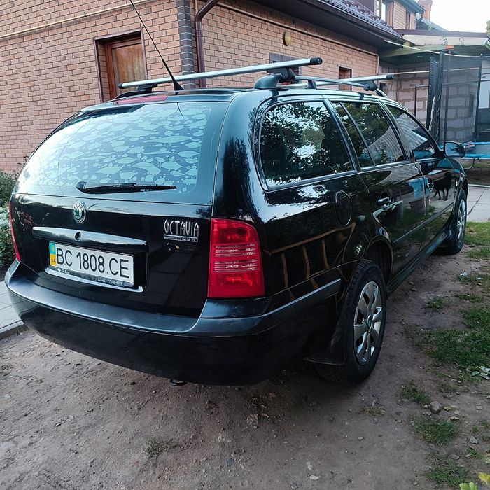 Skoda Octavia  tour 1.6 MPI / ГБО