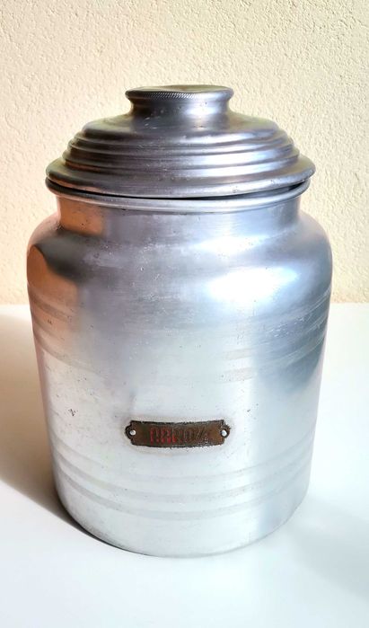 Latas alumínio mercearia vintage.