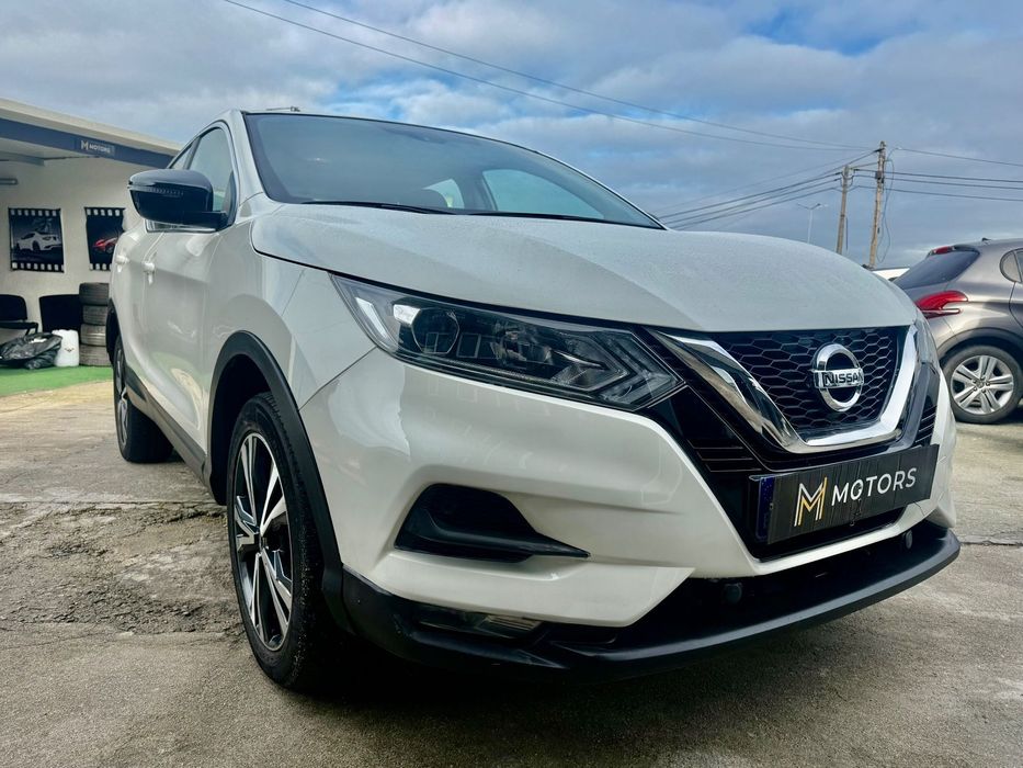 Nissan Qashqai 1.5 dCi N-Connecta J18+Led