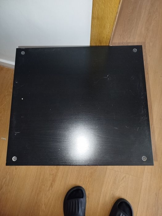 Conjunto de duas mesas cabeceira adaptadas Ikea