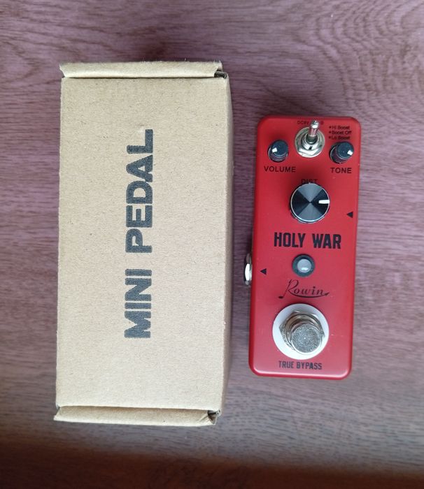 Fuzz Distortion Przester Holy War efekt gitarowy