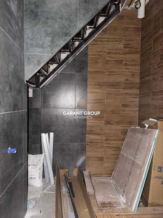 Таунхаус з частковим ремонтом/центр