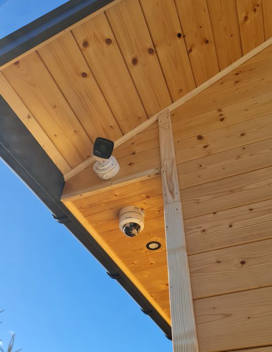 Montaż kamer monitoringu, alarmów, sieci lan