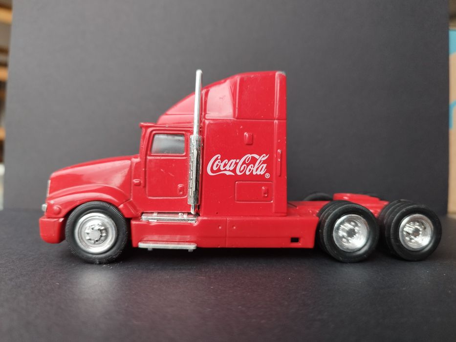 Die cast truck coca cola