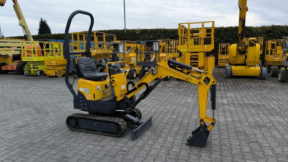 Wynajem minikoparka yanmar SV 08 waga 1tona