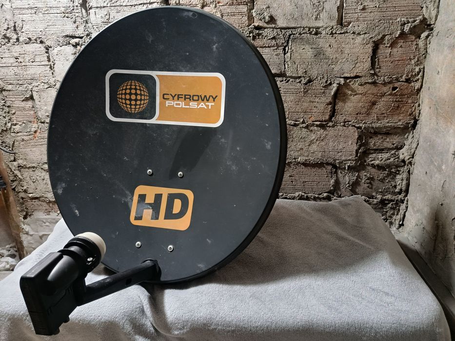 Antena satelitarna Cyfrowy Polsat HD 60 cm + konwerter Sharp Twin LNB