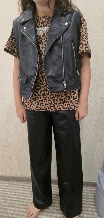 Кожанный комплект zara 146 разм