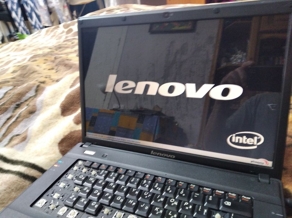Ноутбук Леново 3000 G530 не комплект