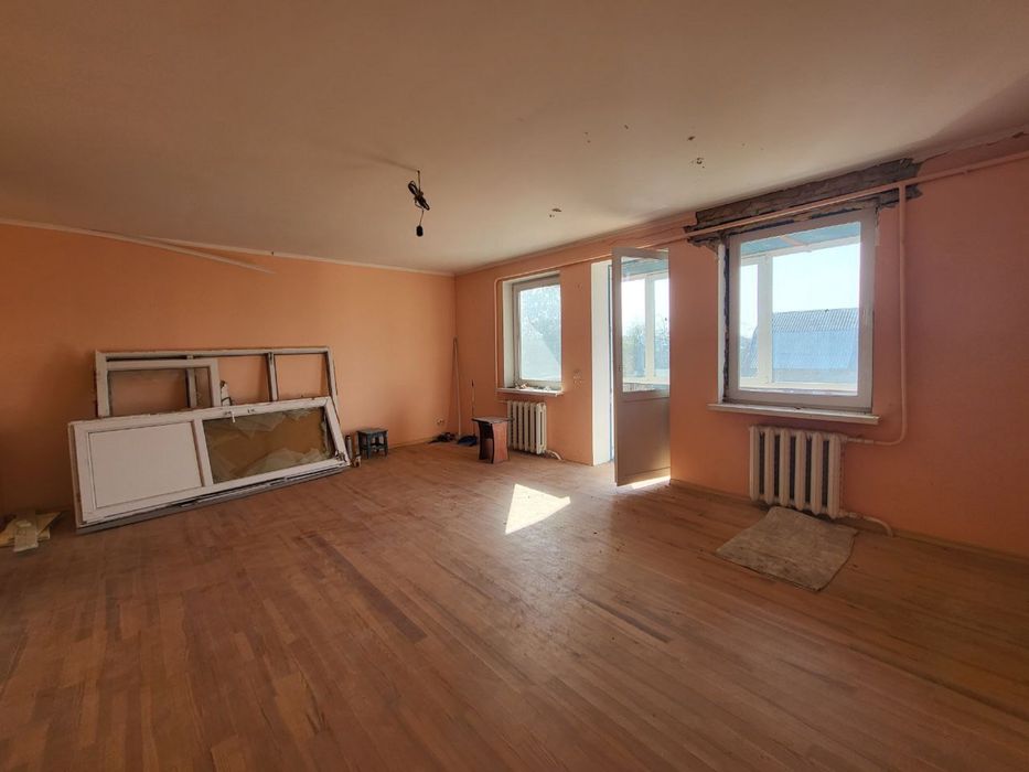 Будинок з ремонтом. Ділянка 11,5 сот