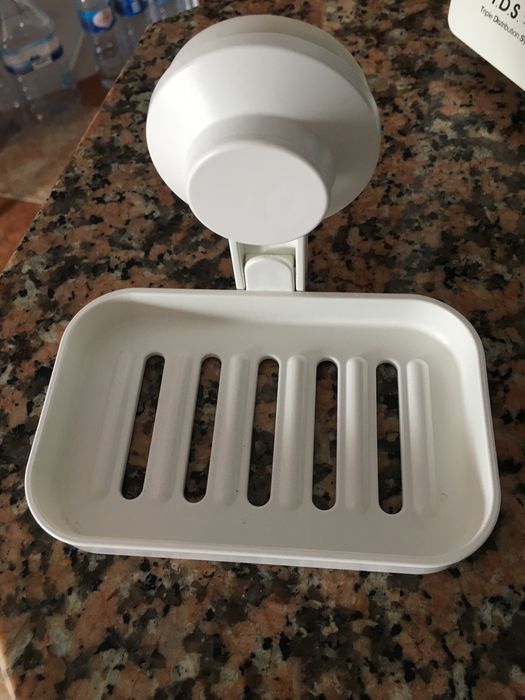 Saboneteira com ventosa Tisken (Ikea)