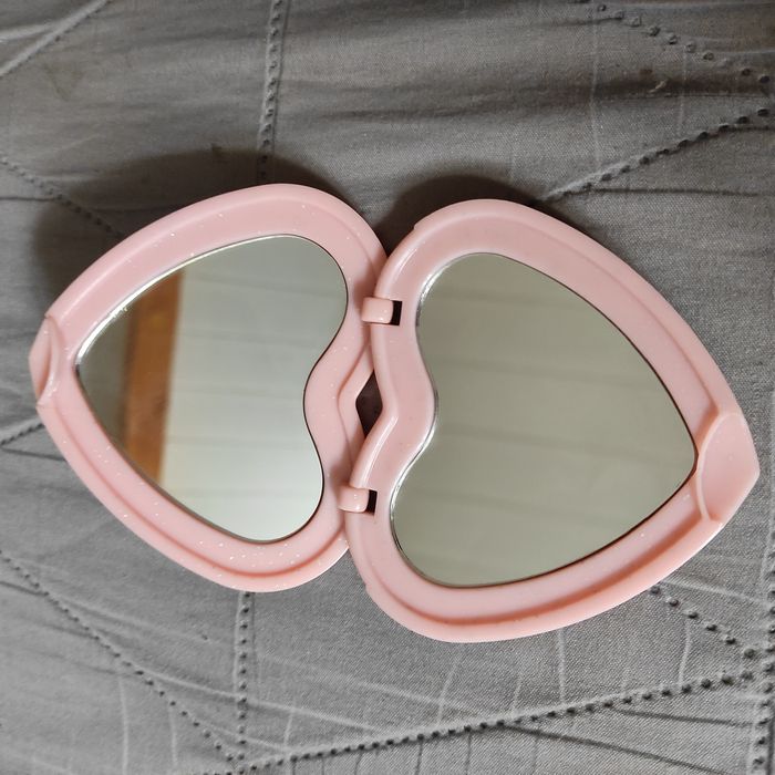 Kieszonkowe lusterko