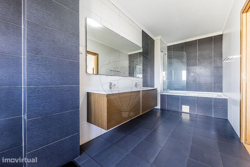 Duplex T4 para venda