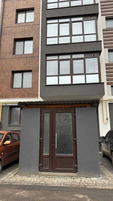 Продаж комерційного приміщення Г