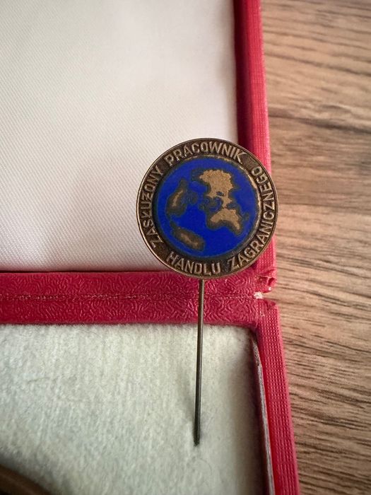 Medal odznaka Zasłużony Pracownik Handlu Zagranicznego