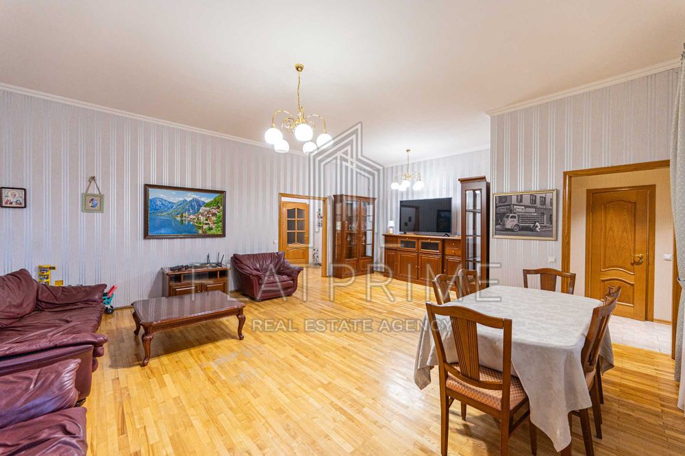 Без% Продаж 3-х кімнатної квартири, 135 м2, вул. Назарівська, 9