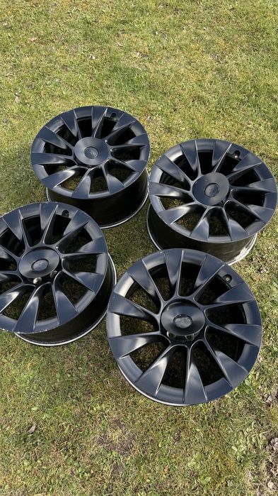 Диски Tesla model Y  R20 9.5 ET45