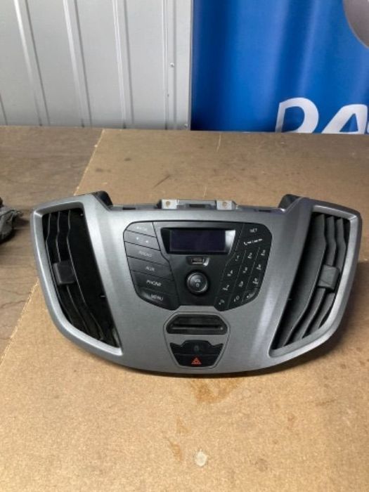FORD TRANSIT MK8 RADIO FABRYCZNE Wwa