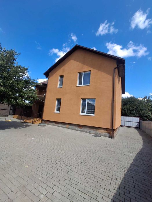 ЗМІНА ЦІНИ! Елітний будинок у центрі, 192м², 5 соток, гараж, камін, веранди,меблі!
