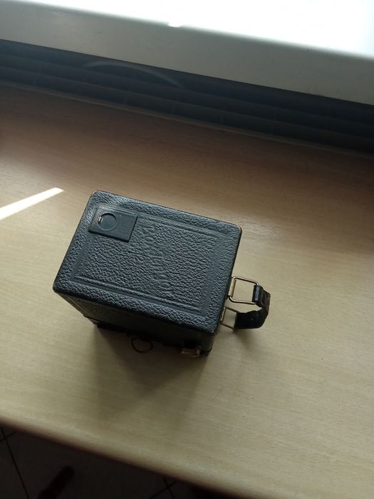 Retro aparat fotograficzny Swiss Ikon Box-Tengor, model  54-2