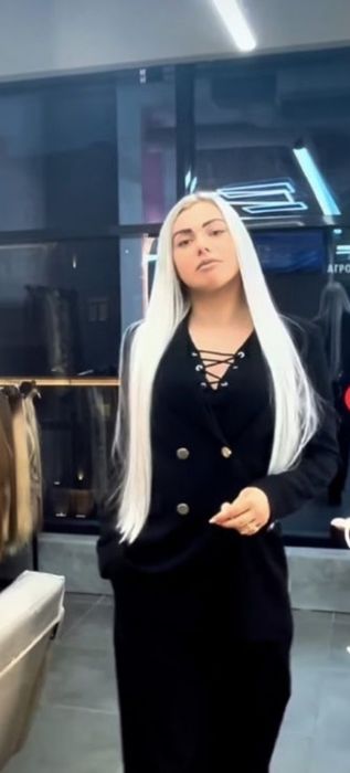 Наращивание биопротеиновых и натуральных волос.