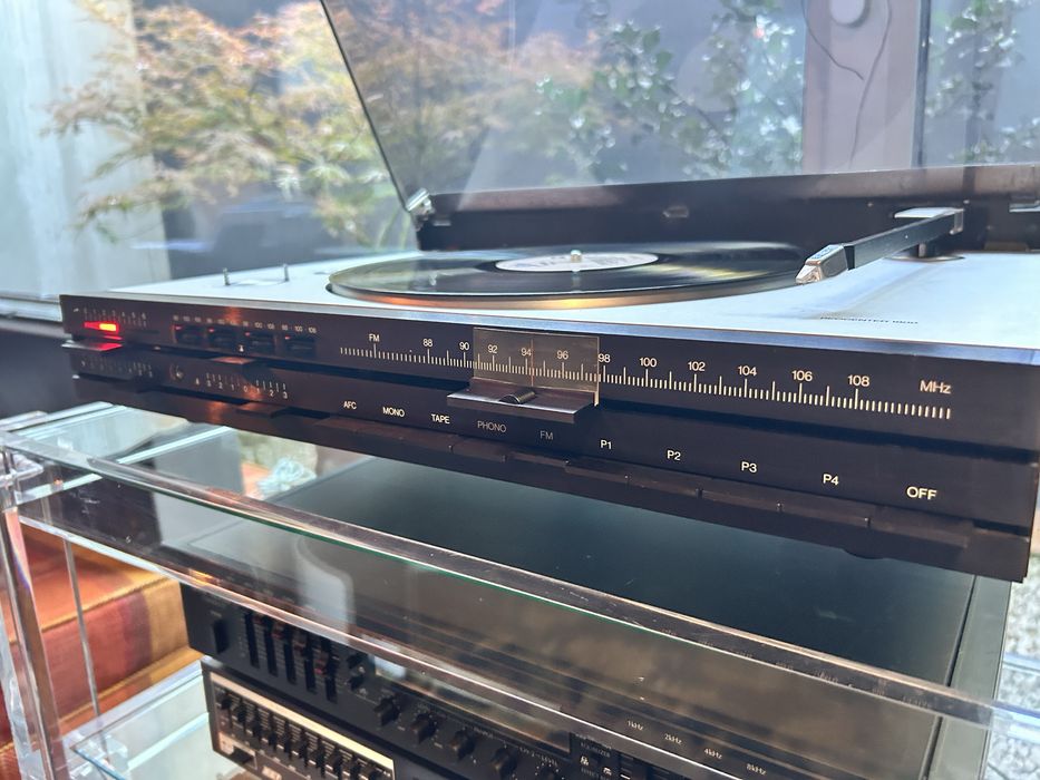 Aparelhagem com gira discos B&O Beocenter 1800, excelente estado