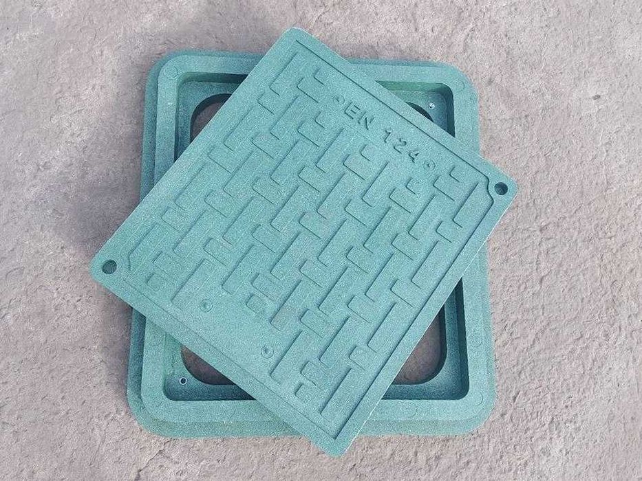 Люк прямокутний садовий зелений 490*540 мм