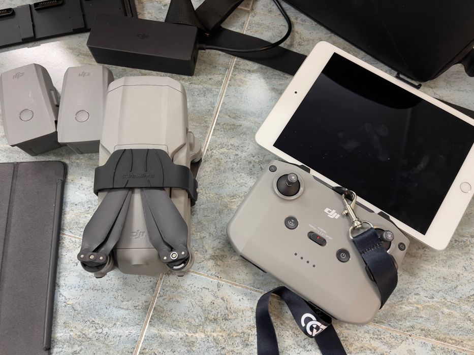 Vendo Drone DJI Air 2 Fly More Combo