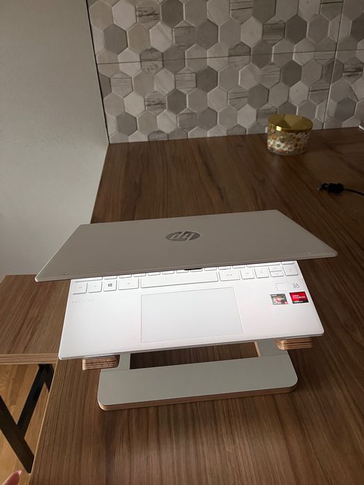 Podstawka pod laptopa