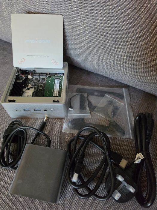 Komputer MINISFORUM NAB6 Lite i5-12600H 16GB RAM 1TB  SSD