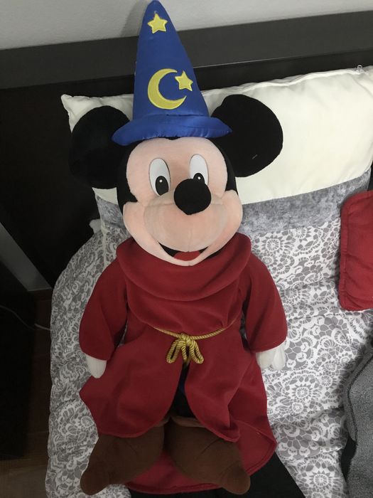 Peluche mickey feiticeiro