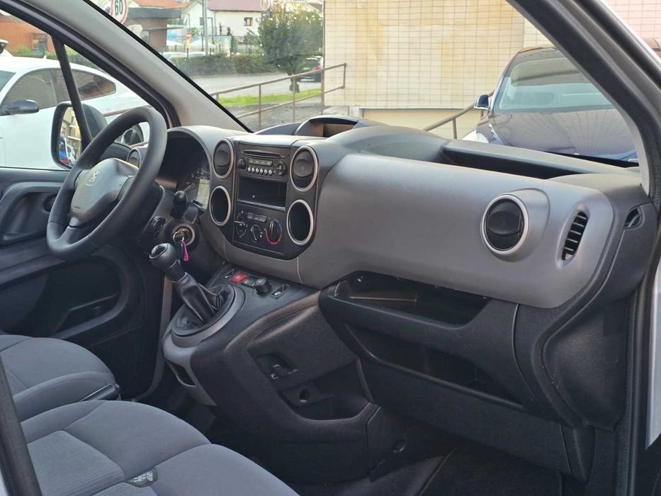PEUGEOT PARTNER L1 1.6HDI 90CV "3 LUGARES"