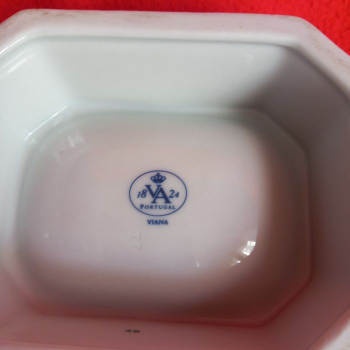 Peças Vista Alegre  como novas