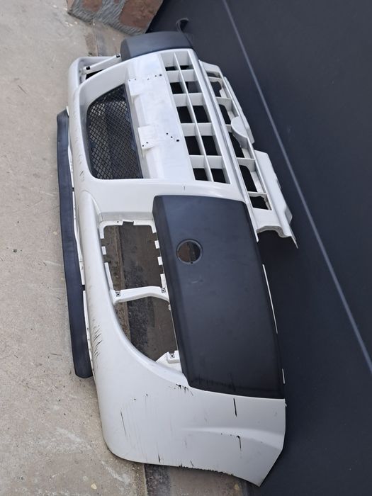 Бампер, решітка Фіат Добло 223 (2005-2010 роки) Fiat Doblo