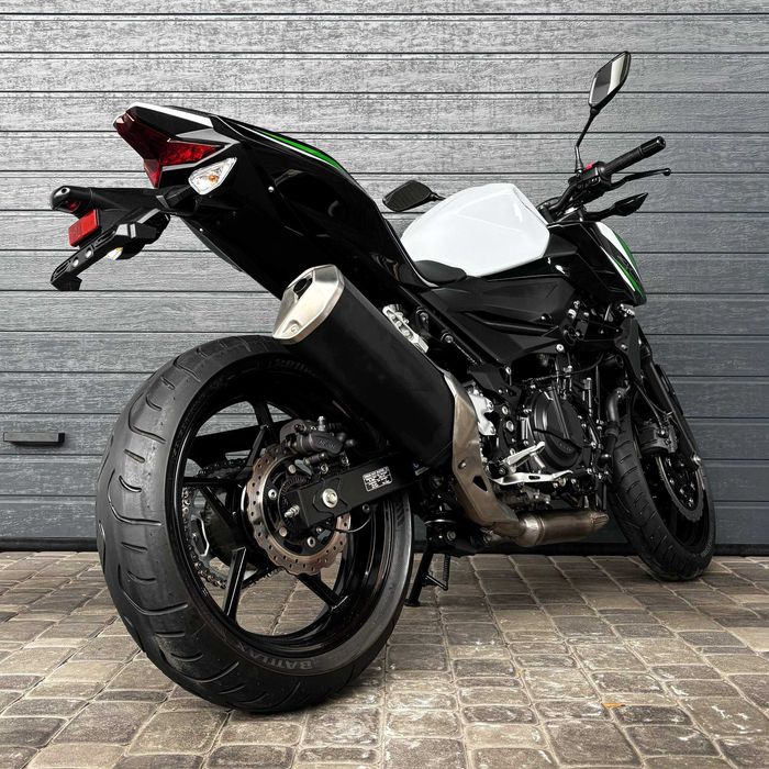 Продам мотоцикл Kawasaki Z400 (1634)