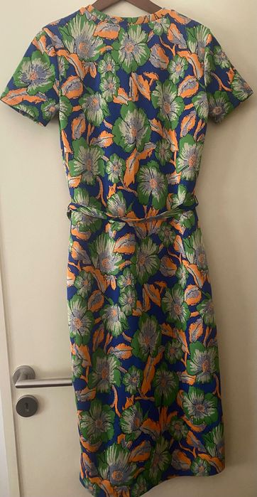Vendo vestido de senhora