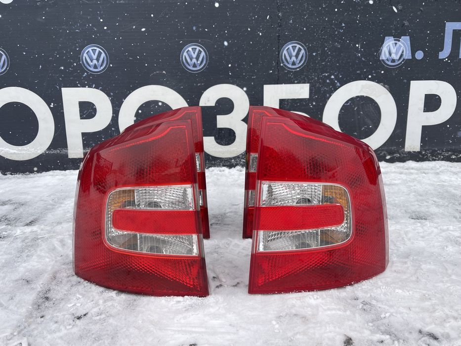 Стопи стопы фонарь фонари Шкода А5 задні стопи Skoda Octavia A5