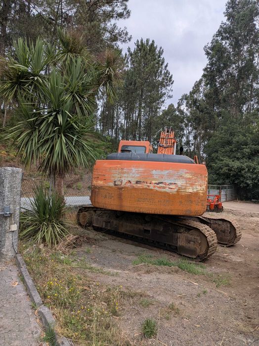 Giratória Daewoo 220