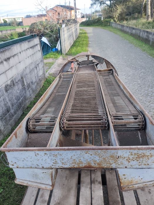 Máquina arrancar batatas