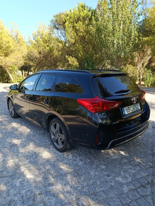 Toyota Auris Touring Sports