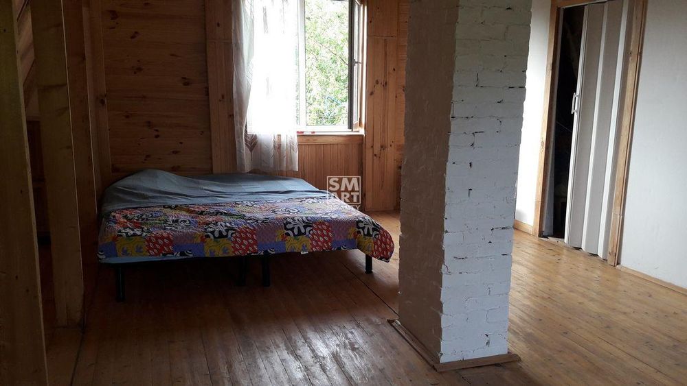 Продам будинок зі всіма комунікаціями, піччю і укриттям над Канівським