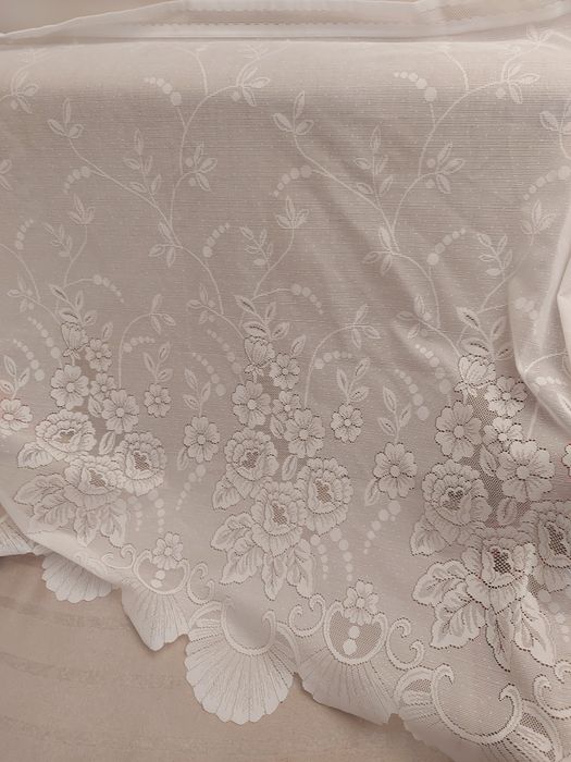 Firana biała wzorzysta