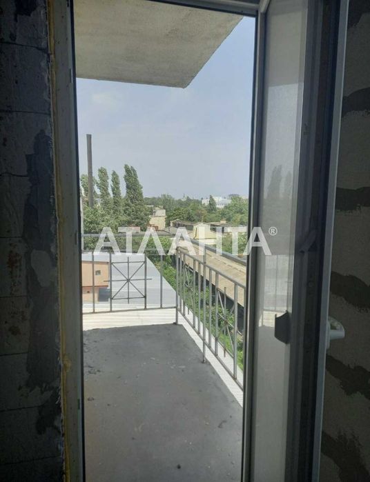 3к. квартира у новому ЖК . Будинок сданий.