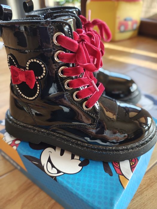 Botki jesienne lakierkowe Mickey rozmiar 31