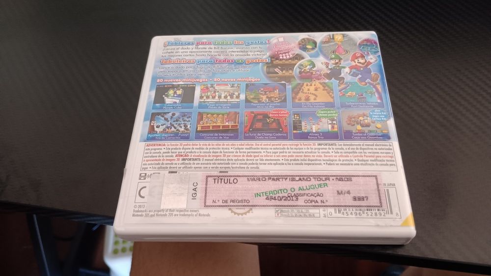 Jogos Nintendo 3ds + Um jogo da Amazon  que contém 482 jogos em 1 só cartão