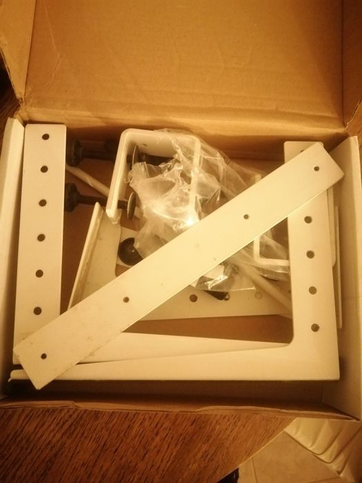 Laptop stand Adam Hall