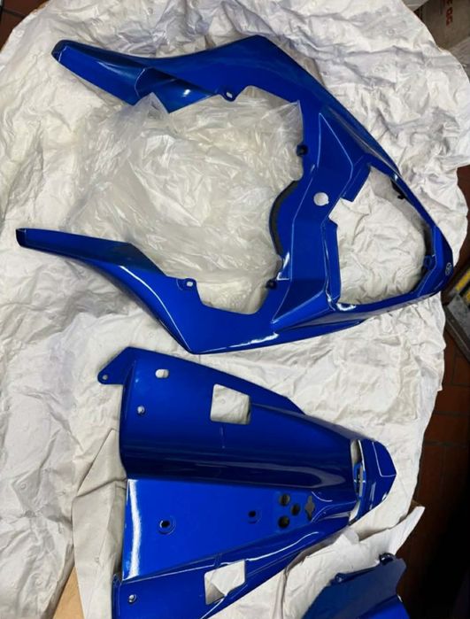 Caranagens Yamaha R1