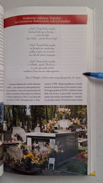Śladami Jana Pawła II po Małopolsce.
Wyd. 2008, str. 247.
Wym. 125x225