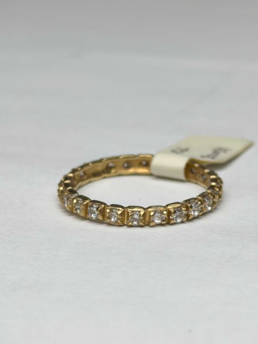 Anel em Ouro 19,2K com Zircónias