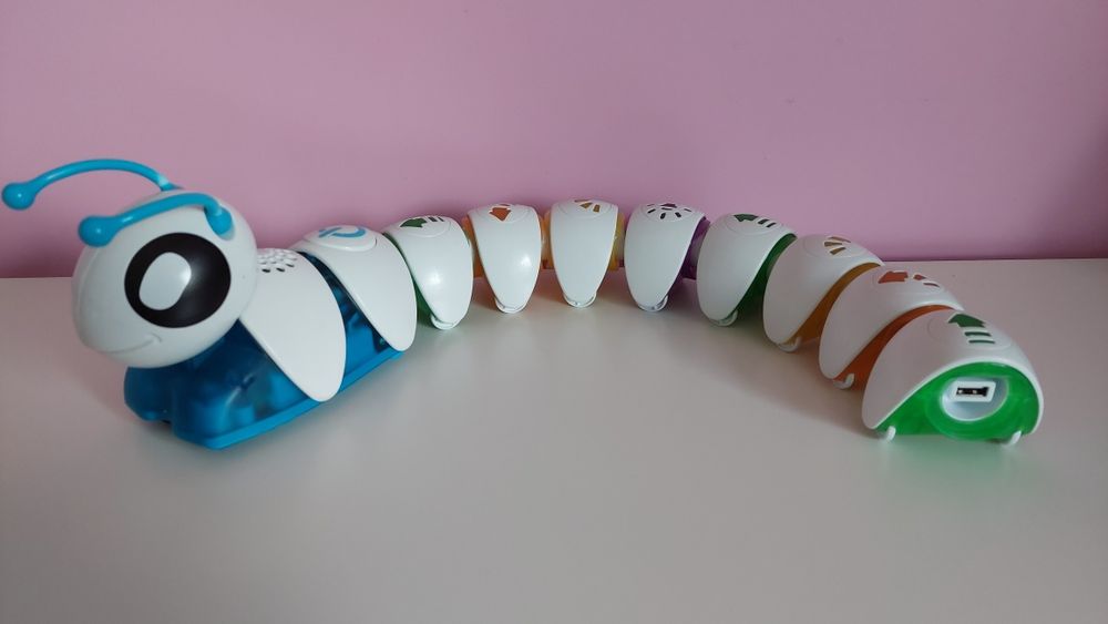 Gąsienica interaktywna Fisher Price