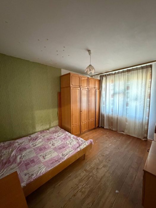 3-кімнатна  у Калуші 72 м кв. під ремонт